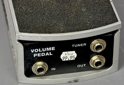 Ernie Ball-Volume pedal #3 - noisy pot.